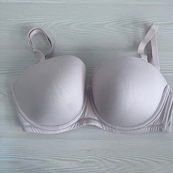 Wacoal 854119 Red Carpet Strapless Underwire Bra 42H Sale Color Convertible NWOT - Picture 1 of 6